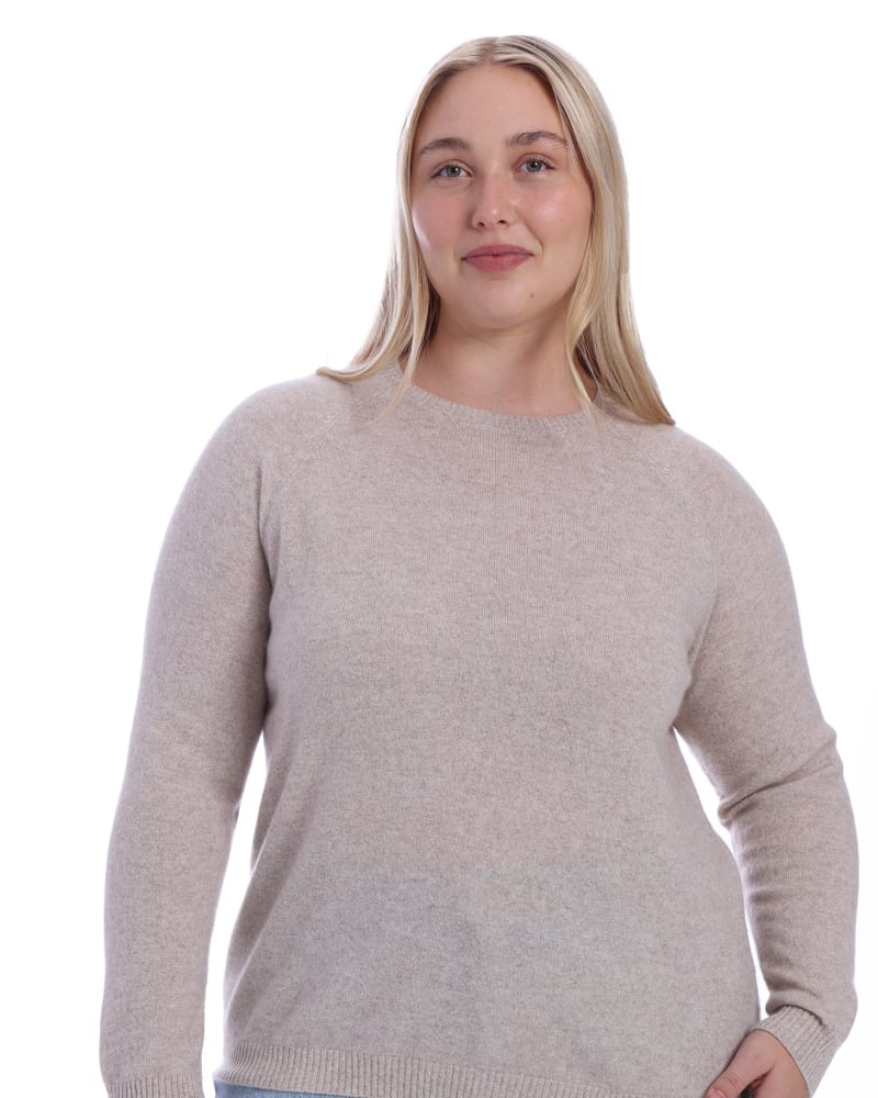 Front of a model wearing a size 2X Cashmere Long Sleeve Shrunken Crew in Ecru by Minnie Rose. | dia_product_style_image_id:325036